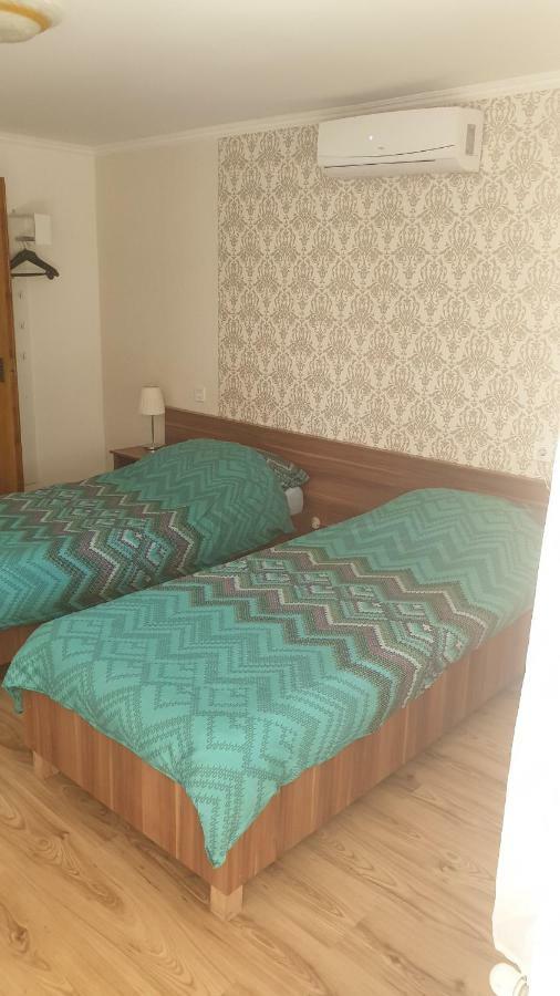 Harsfavirag Vendeghaz Pápa
